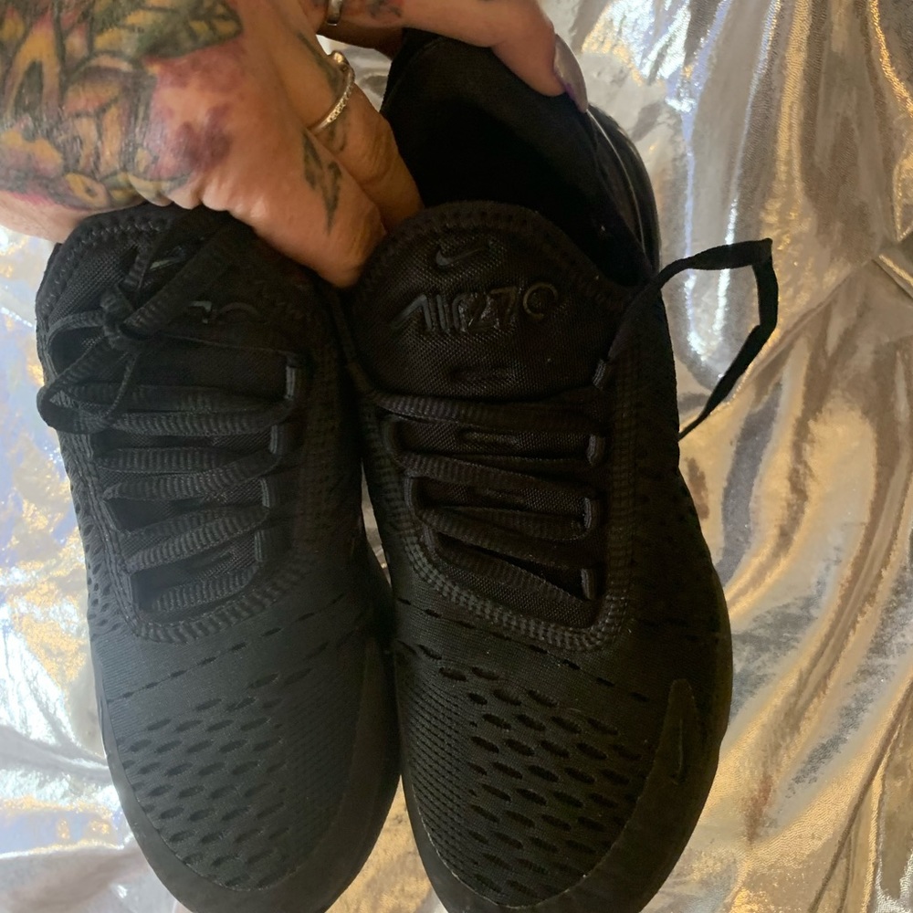Nike 270's